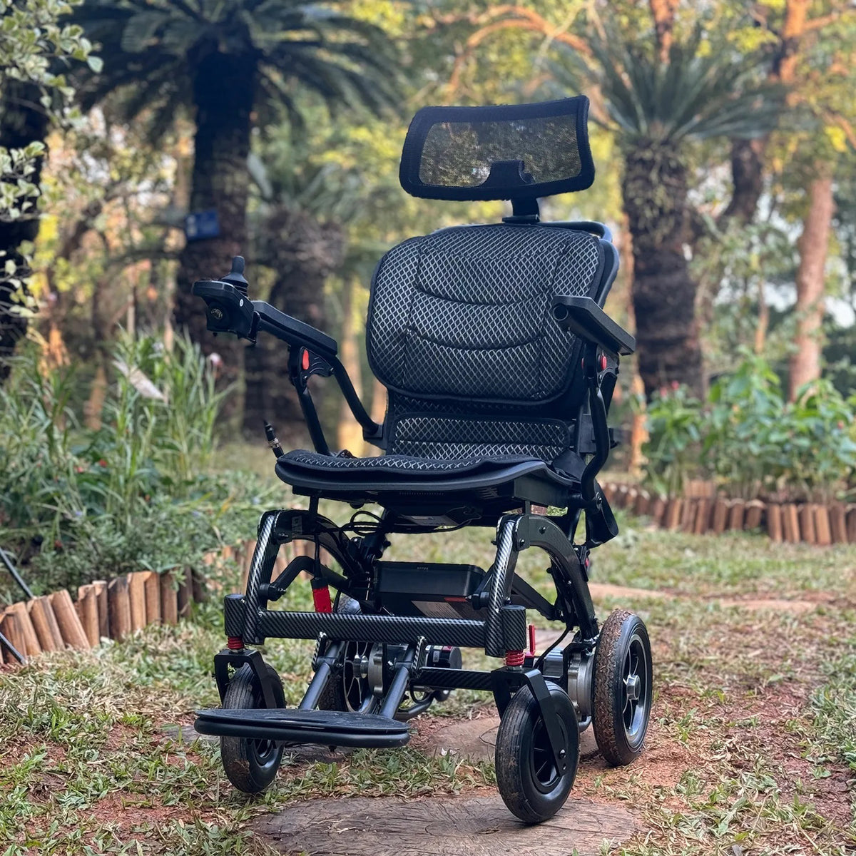 Moficno Powerful Lithium Rechargeable Controlled Lightweight 17.5kg Elderly Electric Wheelchair Brushless Motor Health Care Wheelchair